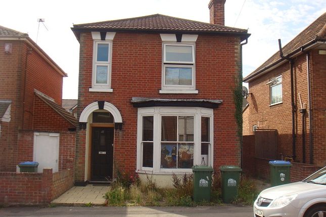 Semi-detached house to rent in Padwell Road, Southampton