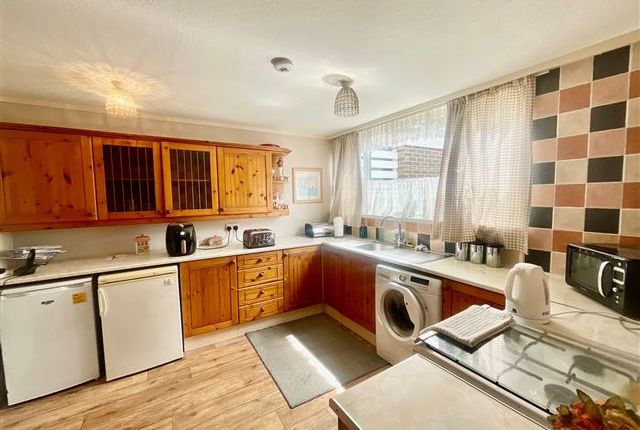 25, Badger Drive, Sheffield photo 3