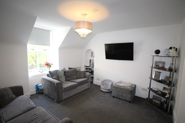 Upper Flat, The Avenue, Maud photo 2