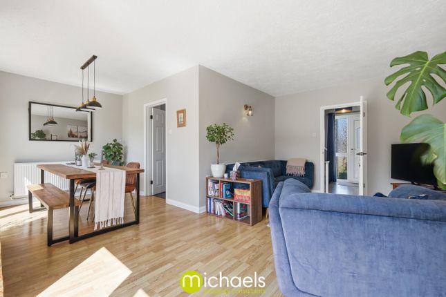 24, Meadway, Manningtree photo 4