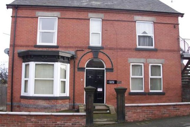 Thumbnail Flat to rent in Nelson Street, Whittington Moor, Chesterfield