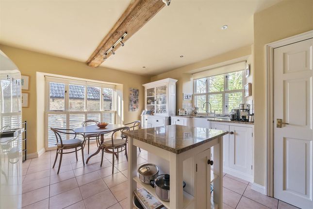 Wagtail Barn, Dowlands, Lyme Regis photo 4