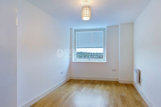 Apartment 64, Marina Point West, Dock Head Road, Chatham photo 2