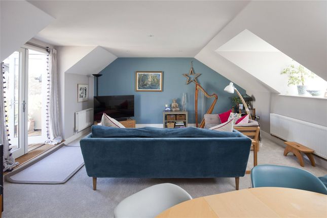 4, Lyons Walk, Dorset photo 2