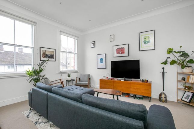 92a, Park Hall Road, London photo 2
