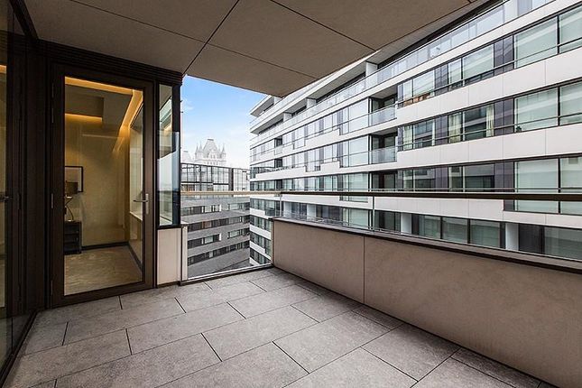 56, Balmoral House, London photo 4