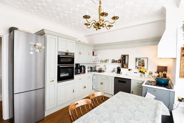 11 Quebec Mansions, Filsham Road, St. Leonards-On-Sea photo 3