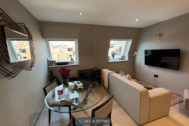 Flat to rent in Mansio Residence, Leeds