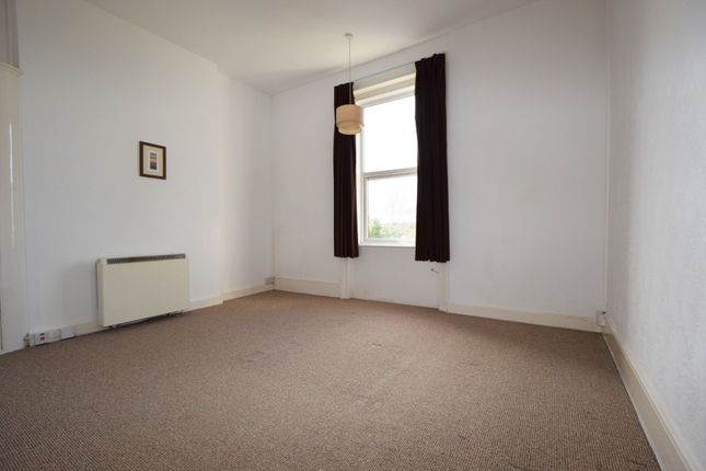 Flat 4a 6, Old Road East, Gravesend photo 4