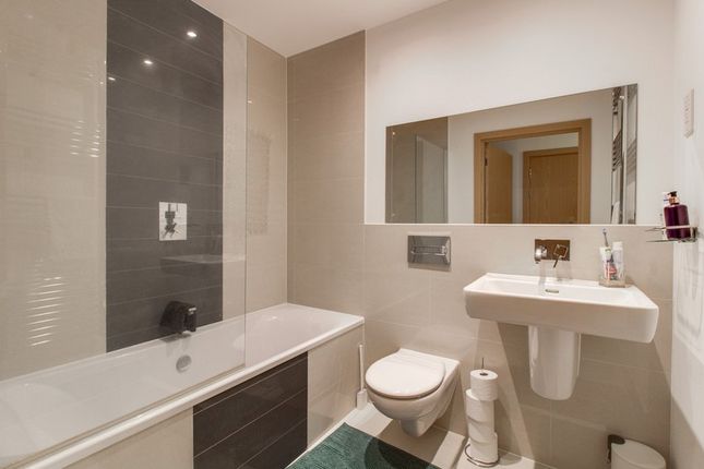619, Cherrydown East, Basildon photo 4