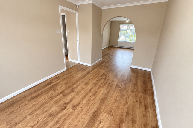 68, Trevino Drive, Leicester photo 2