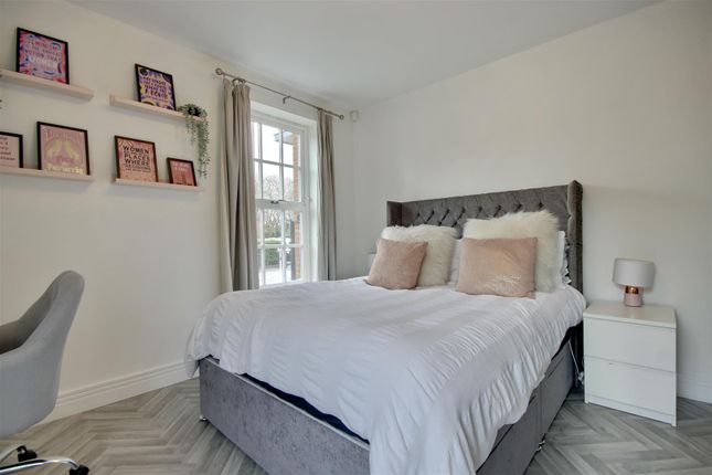Flat for sale in Bickleigh House, Knowle Avenue, Knowle