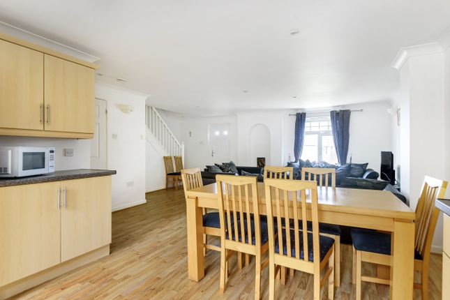 14, Golf Lodges, Cornwall photo 3