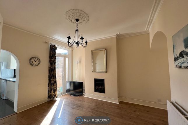 Sydney Road, Ealing, London photo 4