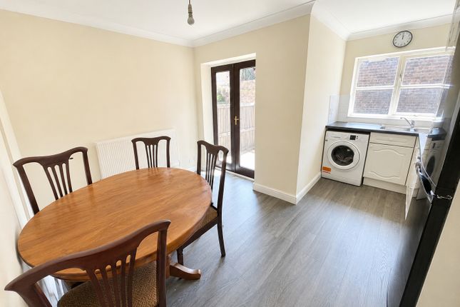 8, Albert Street, Kent photo 2