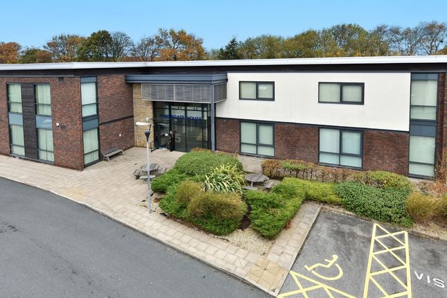 Thumbnail Office to let in 5 Airport West, Lancaster Way, Yeadon, Leeds