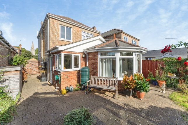 3-bed detached on Newlands Avenue, March, £290,000