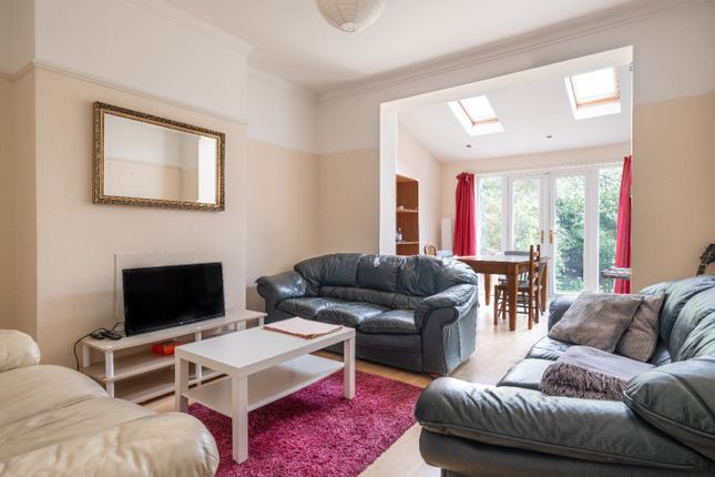 20, Beatty Avenue, Newcastle Upon Tyne photo 3