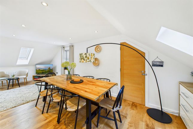 9 Carn Brae Apartments photo 4