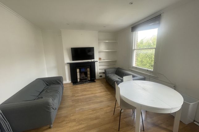 Flat C, 44, Hormead Road, London photo 3