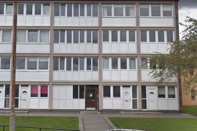 Thumbnail Flat to rent in Well Green, Shawlands, Glasgow