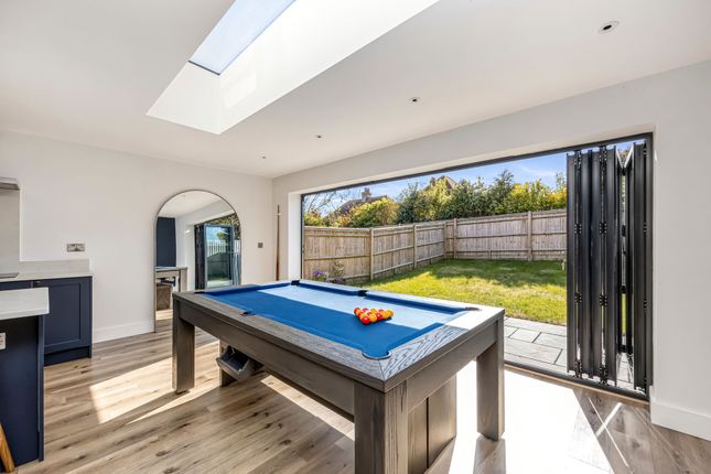 31 Lower Faircox, Henfield photo 2
