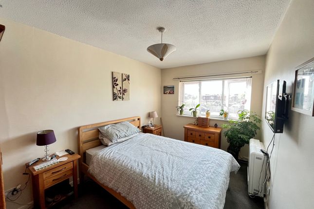 9, Rochford photo 4