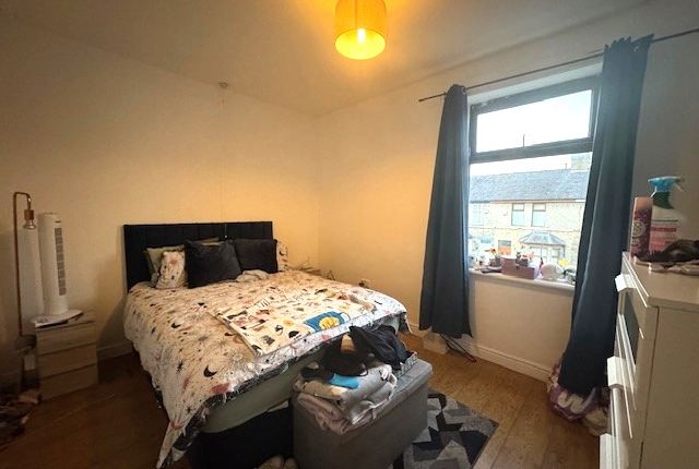 103, Lyndhurst Road, Burnley photo 5