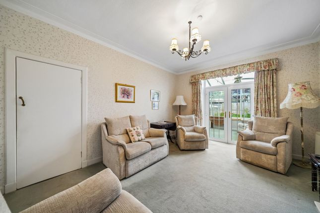 44 Atholl Drive, Glasgow photo 4
