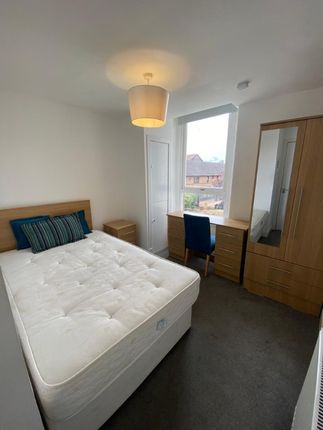 Flat B17, 4, Stirling Street, Dundee photo 3