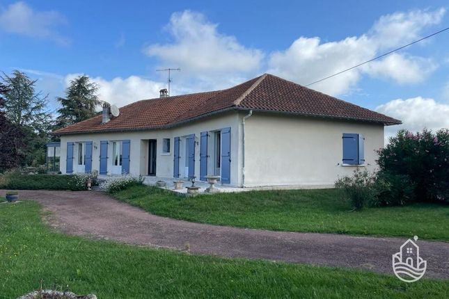 Bungalow for sale in Riberac, Aquitaine, 24600, France