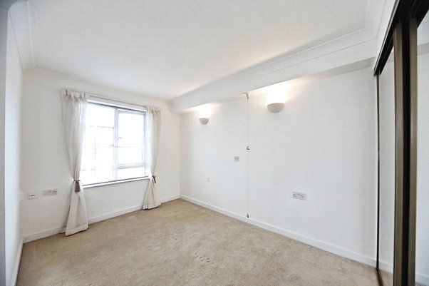 Flat 22, Mill Court, 44-46, Brighton Road, South Croydon photo 4