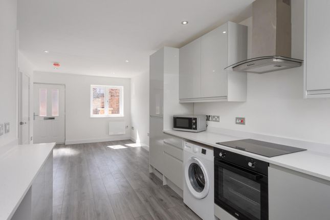 6, Justice Place, Withernsea photo 4