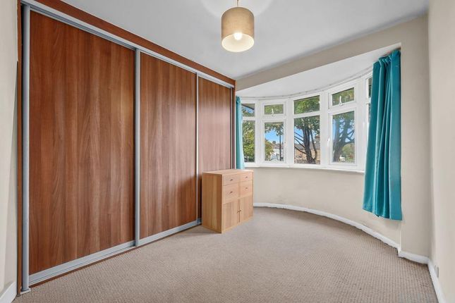 65, Bushey Road, Raynes Park photo 2