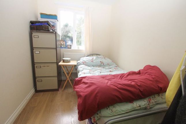 Flat to rent in Salthouse Road, Clevedon