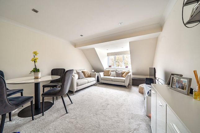 Flat 11, Regents Court, 25, London Lane, Bromley photo 2