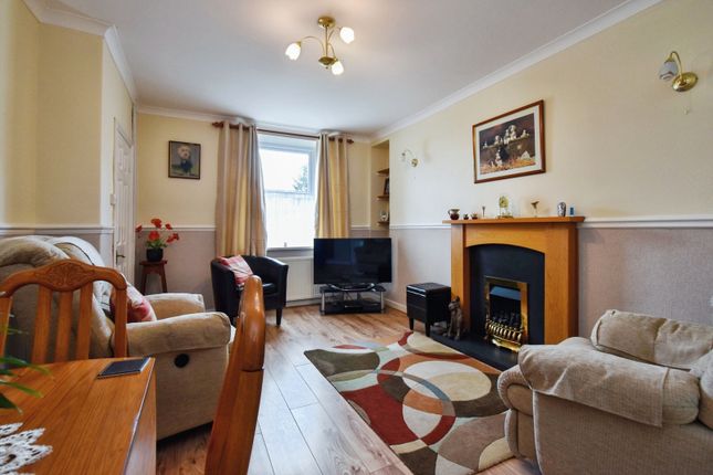 13, Maesquarre Road, Carmarthenshire photo 4