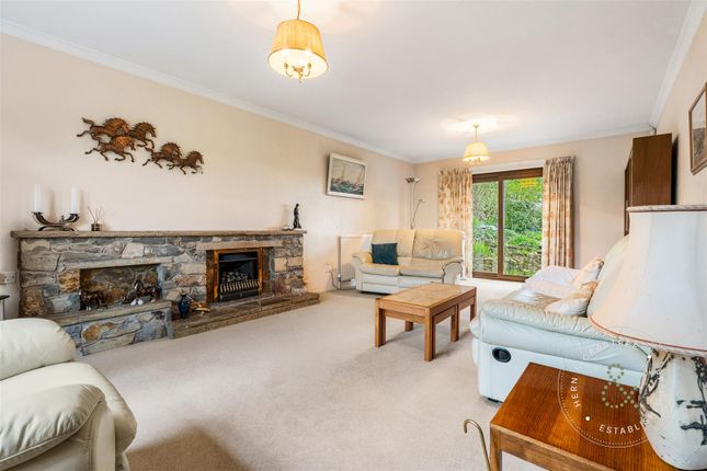 30, St. Fagans Drive, Cardiff photo 2