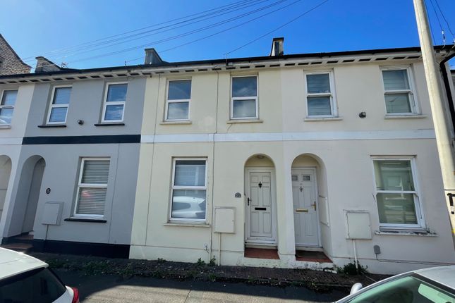 Terraced house to rent in Granville Street, Cheltenham, Gloucestershire