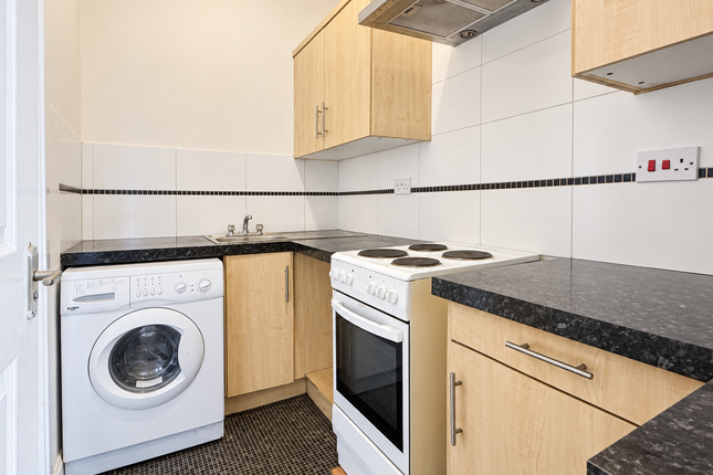 23d, Main Street, Bainsford, Falkirk photo 4
