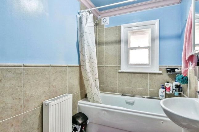 Flat 2, 31, Studland Road, Bournemouth photo 4