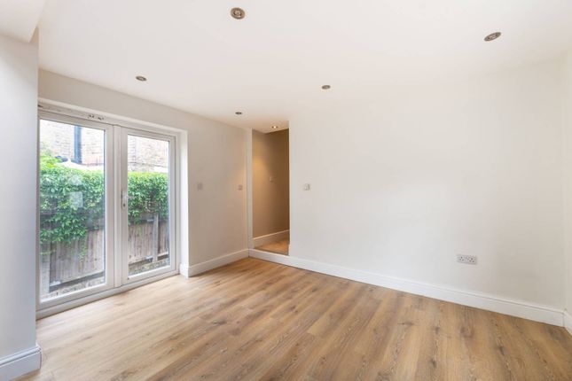 Flat for sale in Sellons Avenue, Harlesden, London