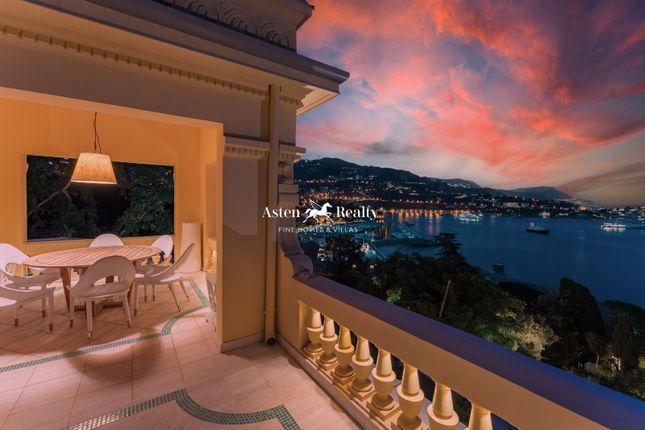 Villa for sale in Villefranche-Sur-Mer, Département Des Alpes-Maritimes, Spain