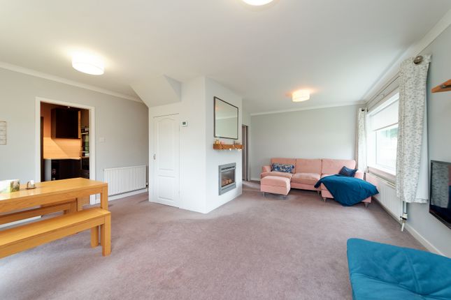 4, Dryburgh Avenue, Paisley photo 4