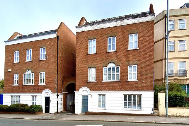 Thumbnail Detached house for sale in Southampton Street, Reading, Berkshire