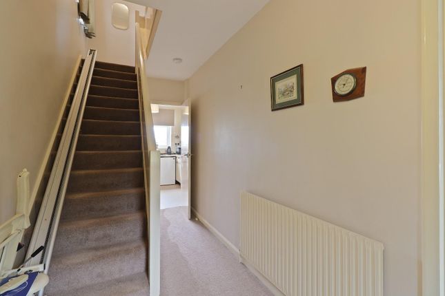 7, Hillside Drive, Barnsley photo 2