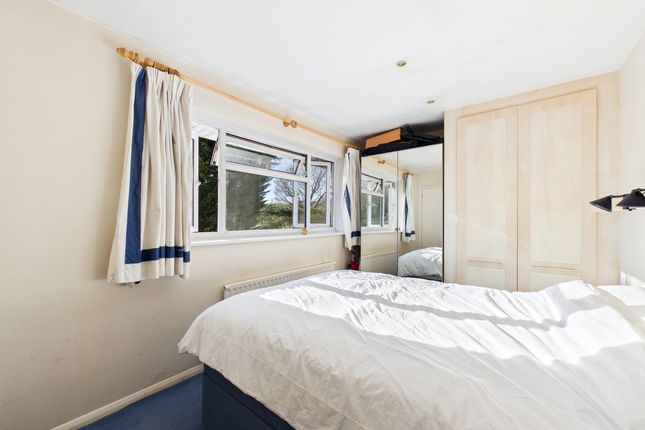 21 Stewarts Way, Marlow photo 4