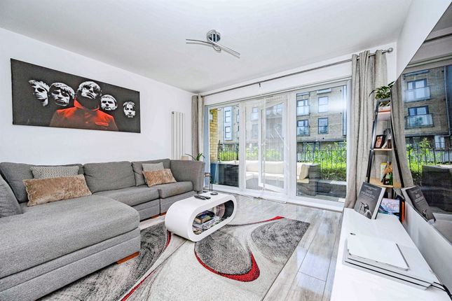 3, Basildon Court, Croxley Road, Hemel Hempstead photo 4