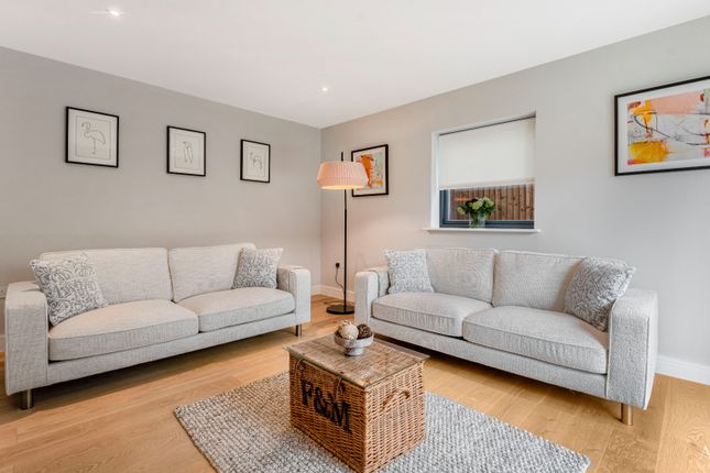 47 Nicker Hill, Keyworth, Nottinghamshire photo 4