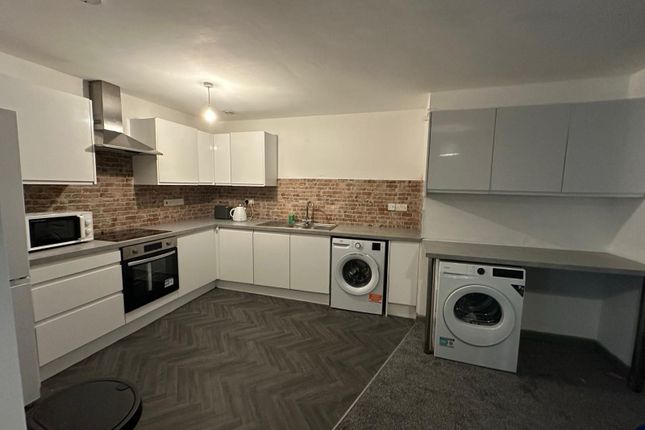 RM2, 27 & 29 Uttoxeter Road, Stoke-on-Trent photo 4